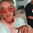 ஸ்டிக்கர்